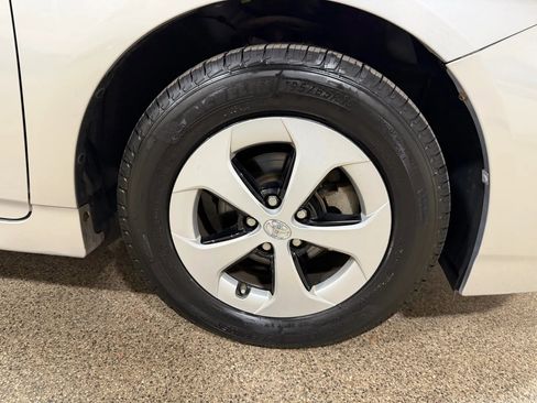 Used 2014 Toyota Prius Two image 52