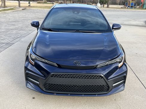 Used 2022 Toyota Corolla SE image 3