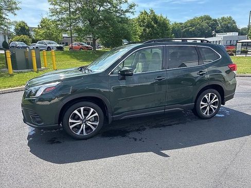 Used 2023 Subaru Forester Limited AWD/4WD image 18