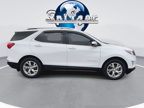 Used 2018 Chevrolet Equinox Premier image 10
