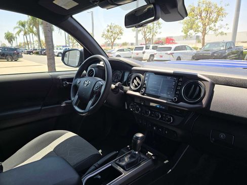 Used 2023 Toyota Tacoma TRD Sport w/ Technology Package AWD/4WD image 11