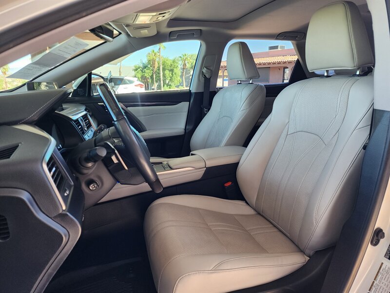 Used 2022 Lexus RX 350L Luxury w/ Accessory Package (Z1) AWD/4WD image 27