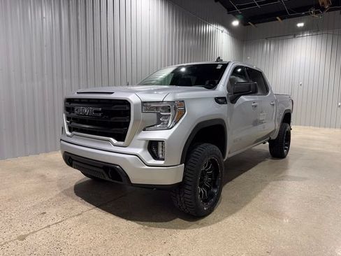 Used 2020 GMC Sierra 1500 Elevation AWD/4WD image 1