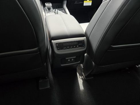 New 2026 Nissan Pathfinder SL FWD image 15