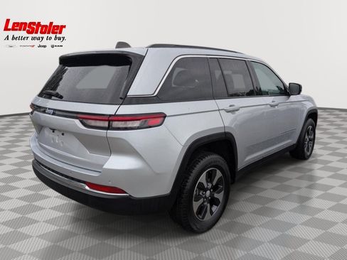 Used 2024 Jeep Grand Cherokee Limited 4xe AWD/4WD image 5