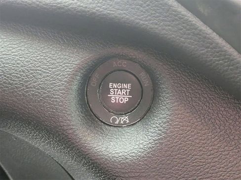 Certified 2023 Jeep Cherokee Altitude Lux image 14