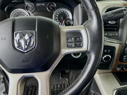 Used 2018 RAM 2500 Laramie w/ Convenience Group image 40