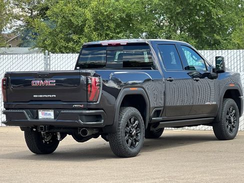 New 2026 GMC Sierra 2500 AT4 w/ AT4 Premium Plus Package AWD/4WD image 4