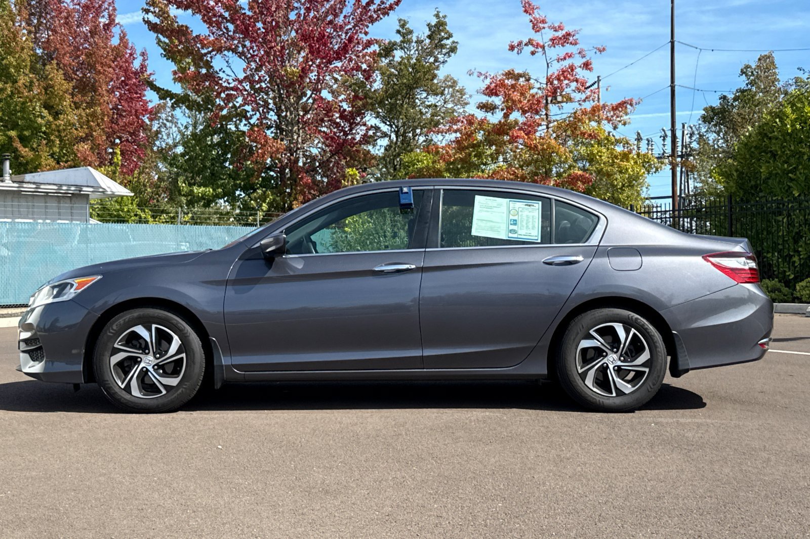 Used 2017 Honda Accord LX image 7