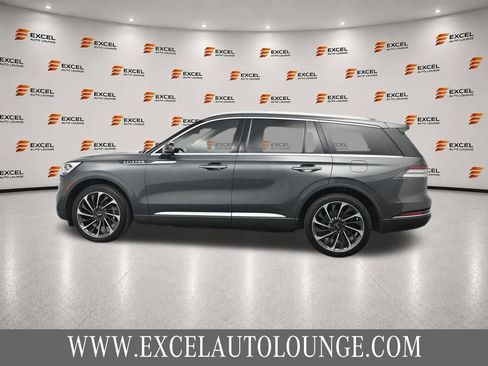 Used 2020 Lincoln Aviator Reserve w/ Equipment Group 202A AWD/4WD image 2
