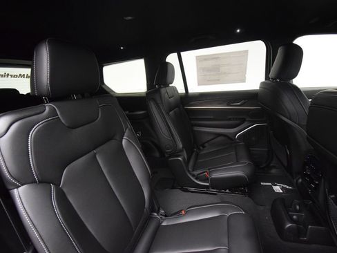 New 2026 Jeep Grand Cherokee L Limited AWD/4WD image 19