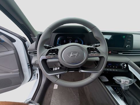 New 2026 Hyundai Elantra Sport FWD image 8