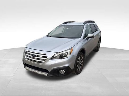 Used 2016 Subaru Outback 3.6R Limited AWD/4WD image 7