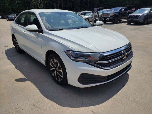 Used 2022 Volkswagen Jetta S FWD image 2