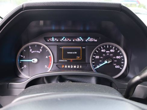 Used 2019 Ford F350 XLT w/ XLT Premium Package AWD/4WD image 13