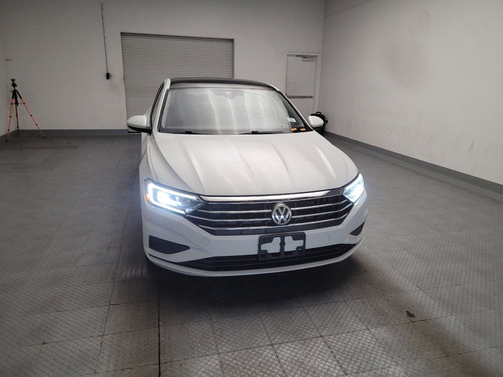 Used 2019 Volkswagen Jetta SEL FWD image 14