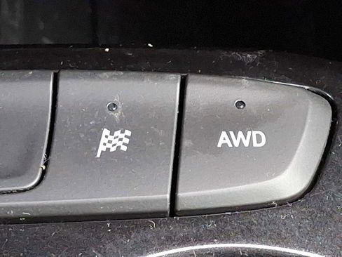 Used 2022 Chevrolet TrailBlazer LT w/ Convenience Package image 25