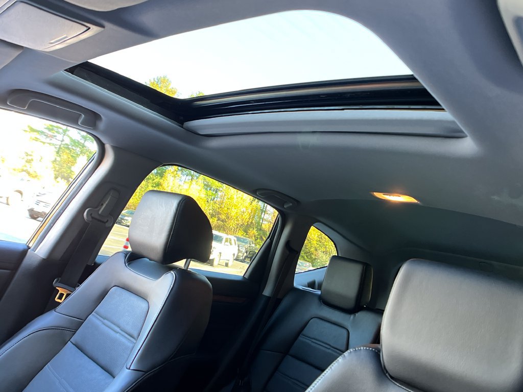 Used 2018 Honda CR-V Touring image 21