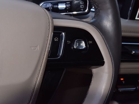 Used 2022 Lincoln Aviator Reserve w/ Equipment Group 201A image 27