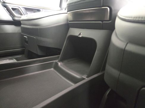 Used 2023 Rivian R1T Adventure image 31