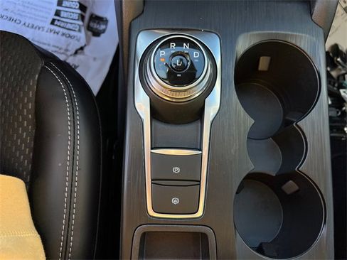 New 2025 Ford Escape SE image 28