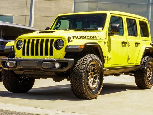 Used 2023 Jeep Wrangler Unlimited Rubicon 392 w/ Xtreme Recon 35" Tire Package AWD/4WD image 8