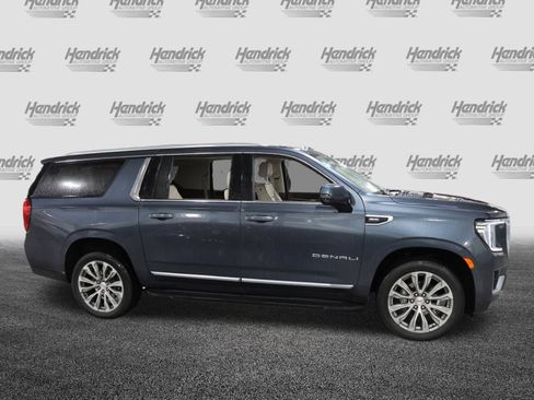 Used 2021 GMC Yukon XL Denali image 10