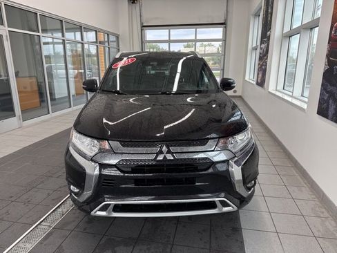 Used 2021 Mitsubishi Outlander SEL image 2