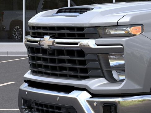 New 2026 Chevrolet Silverado 2500 LT w/ All Star Edition AWD/4WD image 13