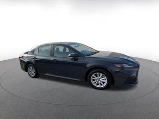 Used 2025 Toyota Camry LE video 2