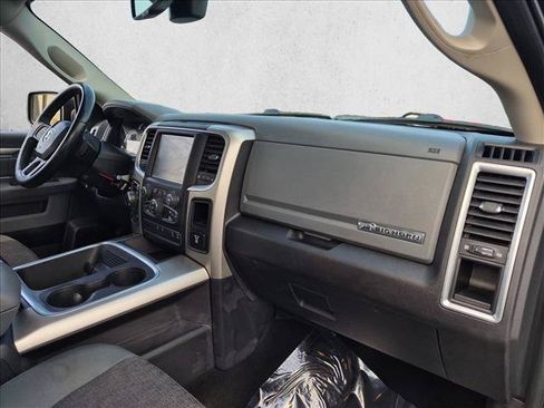 Used 2017 RAM 1500 Big Horn AWD/4WD image 29