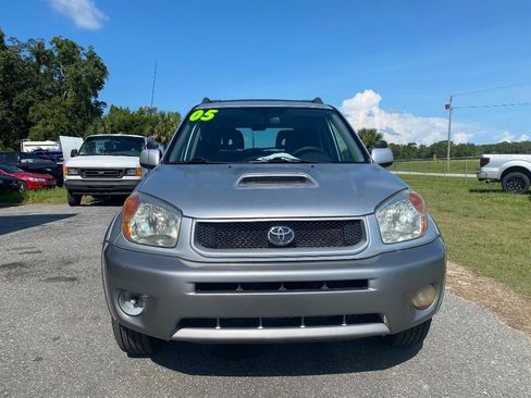 Used 2005 Toyota RAV4 2WD image 4