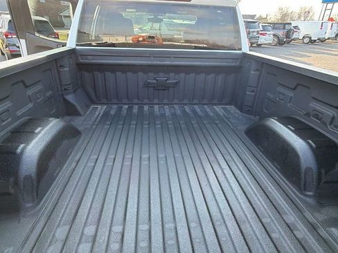 Certified 2021 Chevrolet Silverado 1500 RST image 9