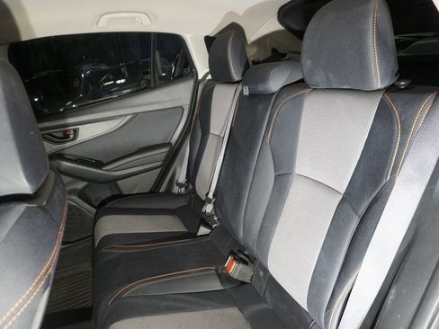 Used 2019 Subaru Crosstrek 2.0i Premium AWD/4WD image 19