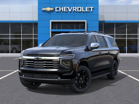 New 2025 Chevrolet Suburban Premier image 21