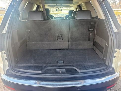 Used 2010 GMC Acadia SLT image 23