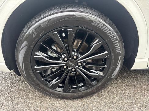 Used 2023 Ford Escape ST-Line Elite w/ Premium Technology Package image 8