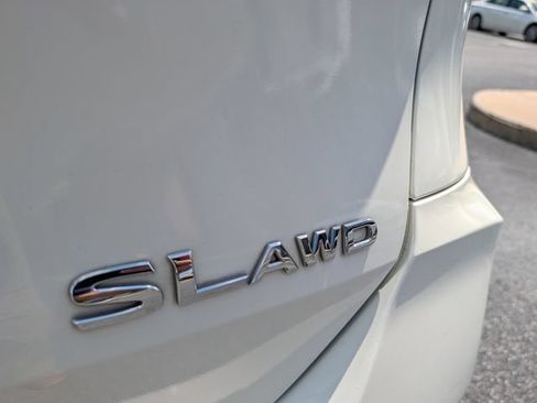 Used 2020 Nissan Rogue SL w/ Premium Package AWD/4WD image 11