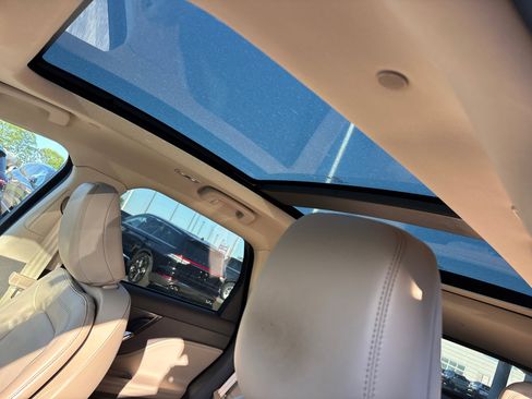 Certified 2022 Lincoln Corsair AWD w/ Premium Package image 24