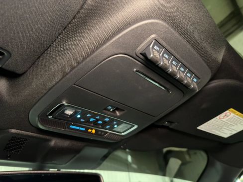 Used 2025 Ford F350 Platinum AWD/4WD image 34