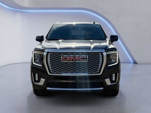 Used 2021 GMC Yukon Denali w/ Denali Premium Package image 8