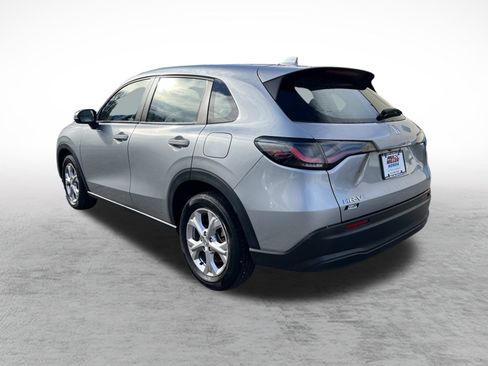 Certified 2023 Honda HR-V LX image 4