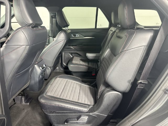 Used 2026 Ford Explorer ST-Line AWD/4WD image 23
