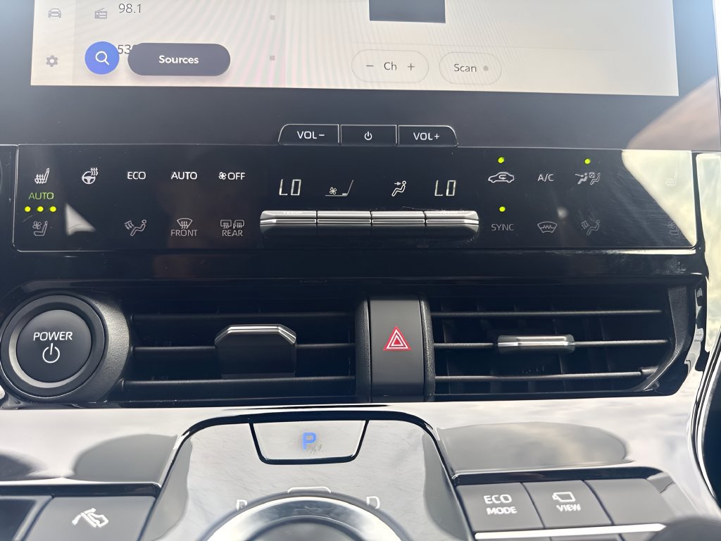 Used 2023 Toyota bZ4X AWD w/ Weather Package image 17