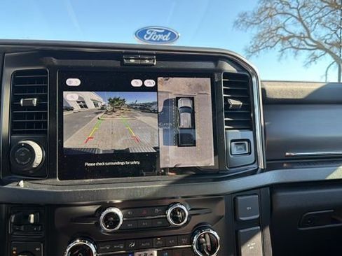 New 2026 Ford F250 Platinum image 17