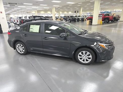 New 2026 Toyota Corolla LE image 6