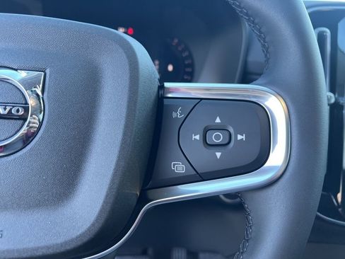 New 2026 Volvo XC40 B5 Plus w/ Protection Package Premier image 19