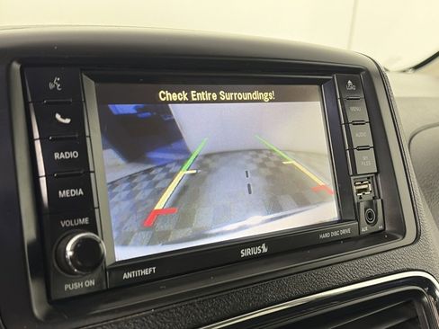 Used 2013 Dodge Grand Caravan Crew w/ Driver Convenience Group image 19