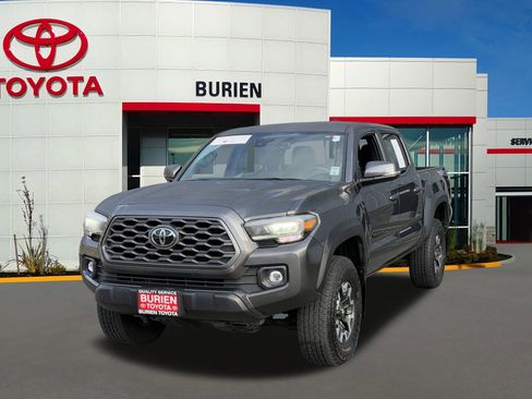 Certified 2023 Toyota Tacoma TRD Off-Road image 1