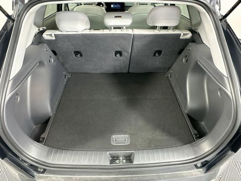 Used 2025 Hyundai Kona SEL FWD image 28